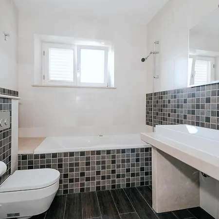 Matanovi Dvori * Čilipi