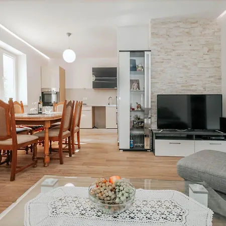 Willa Matanovi Dvori