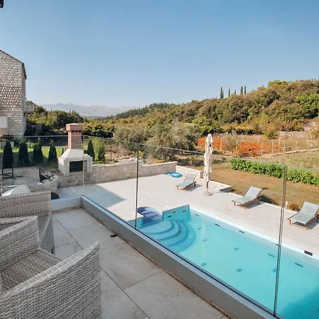 别墅 Matanovi Dvori *