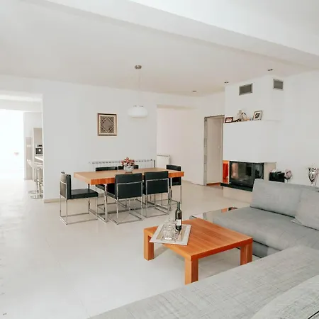 别墅 Matanovi Dvori *