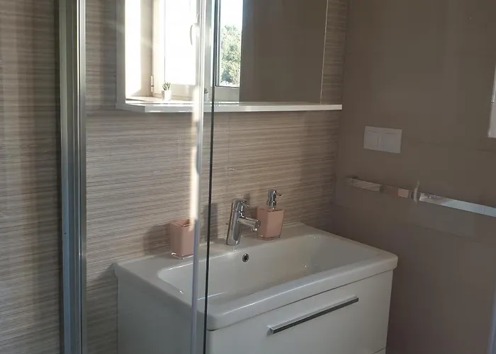 Matanovi Dvori Villa *